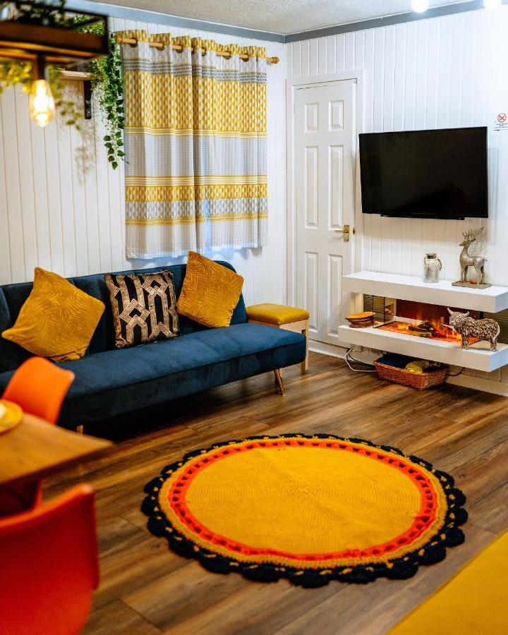 Villa Wooden Cosy Retreat Hunters Quay Dunoon Exterior foto